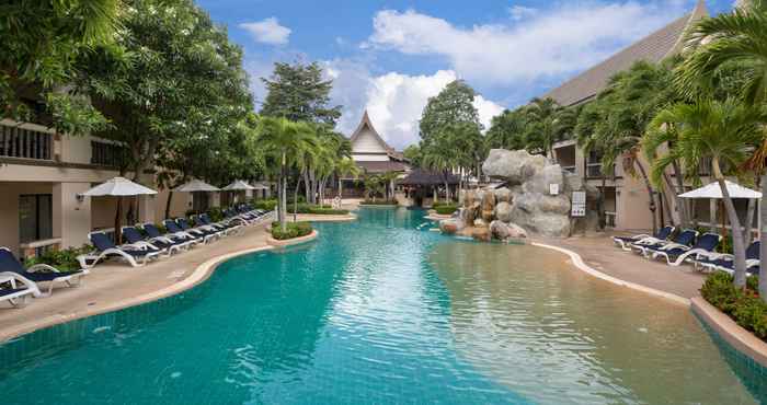 Kolam Renang Centara Kata Resort Phuket