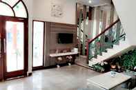 Lobby Grand Jamrud 1 Hotel