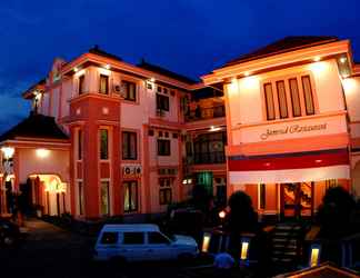 Exterior 2 Grand Jamrud 1 Hotel