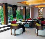 Restaurant 7 Chaweng Regent Beach Resort