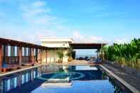 Swimming Pool Baywalk Residence Pattaya 