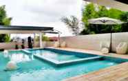 Swimming Pool 3 Papaho Hotel