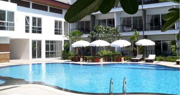 Swimming Pool BS Residence Suvarnabhumi