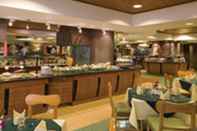 บาร์ คาเฟ่ และเลานจ์ Jomtien Palm Beach Hotel & Resort