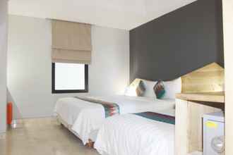 Kamar Tidur 4 D'MAX Hotel & Convention Lombok