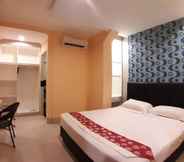 Bedroom 4 Grand Puncak Hotel Belitung