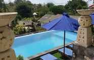 Swimming Pool 3 Krisna Guest House Nusa Penida