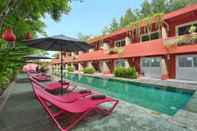 Swimming Pool PinkCoco Gili Trawangan - Constant Surprises - for Cool Adults Only