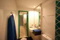 Toilet Kamar The Blue Pearl Kata Hotel (SHA)