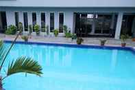 Swimming Pool Swiss-Belinn Pangkalan Bun