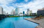 Swimming Pool 2 Radisson Blu Plaza Bangkok