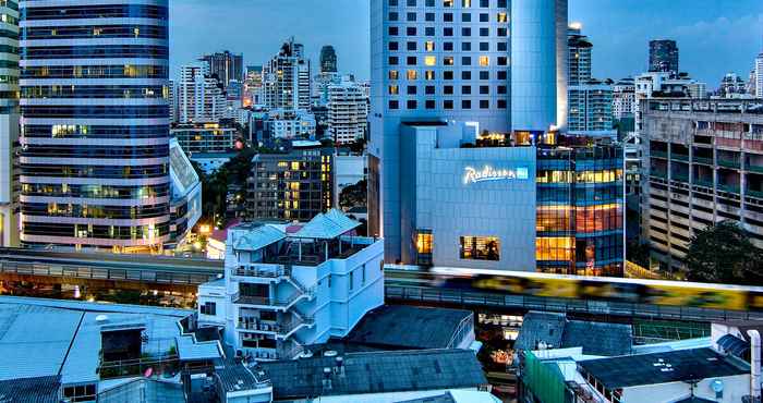 Exterior Radisson Blu Plaza Bangkok