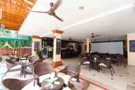 Bar, Kafe, dan Lounge Karon Sea Sands Resort