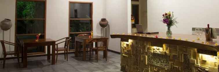 Lobby Munari Suites Batubulan 