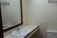 In-room Bathroom Hotel Al Huriah