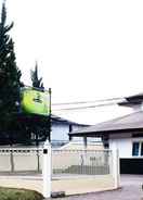 EXTERIOR_BUILDING Rumah Pinus Guest House