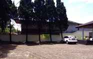 Common Space 7 Rumah Pinus Guest House