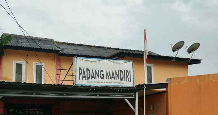 Bangunan Penginapan Padang Mandiri