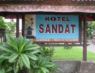 Bên ngoài 2 Hotel Sandat