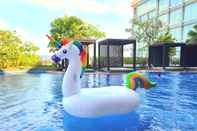 Swimming Pool The Luxton Cirebon Hotel and Convention