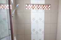 In-room Bathroom Hotel Adis Syariah