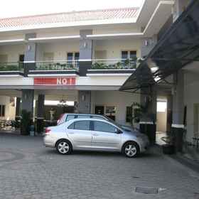 Tri Jaya Hotel Cirebon 1, 酒店 Empal Gentong Krucuk 2