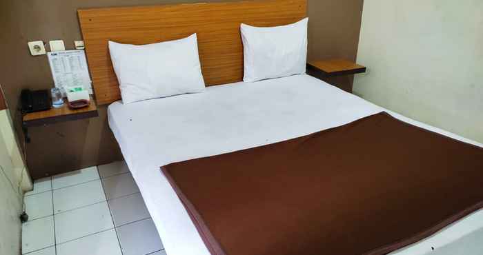 ห้องนอน Hotel Fajar Indah Karawang