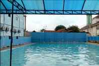 Swimming Pool Hotel Permata Ruby