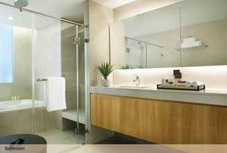 In-room Bathroom 4 Oakwood Residence Sukhumvit Thonglor Bangkok 