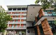 Bangunan 2 Space 59 Hotel