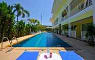 Swimming Pool 2 Phuket Airport Sonwa Resort