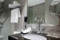 In-room Bathroom S33 Compact Sukhumvit Hotel