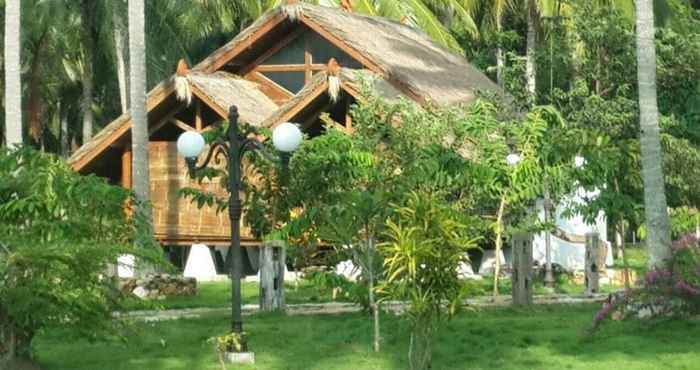 ภายนอกอาคาร Arys Lagoon Bungalow & Hotel