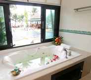 Toilet Kamar 5 Sand Sea Beach Resort   