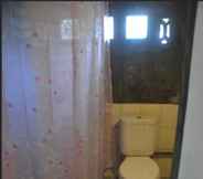 Toilet Kamar 4 Andaliman House