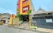 Bangunan 2 Super OYO 389 Sky Guesthouse