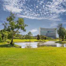 Exterior / Building 1 Radisson Golf & Convention Center Batam, Barelang Ujung Hotels