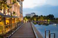 Swimming Pool I Hotel