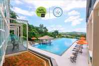 Kolam Renang Hilltop Wellness Resort