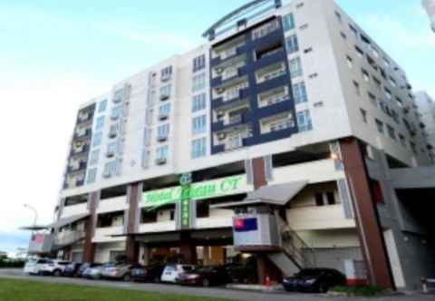 Exterior Hotel Tebrau CT by Holmes Hotel