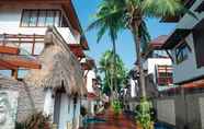 Luar Bangunan 2 Dhevan Dara Beach Villa