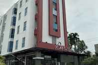 Luar Bangunan Burza Hotel Lubuk Linggau