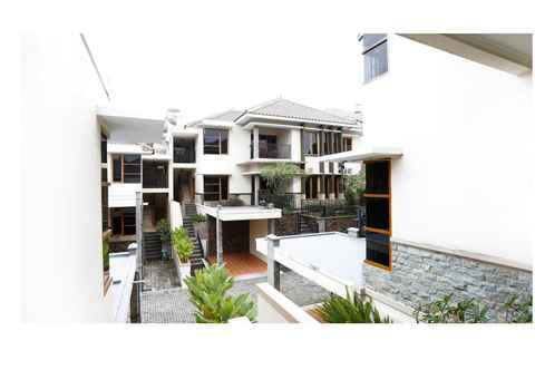 Exterior Kuldesak Villas Bandung