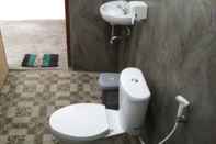 In-room Bathroom Ujung Indah Homestay 