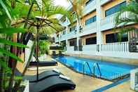 Swimming Pool Rattana Beach Hotel Karon