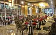 Restaurant 4 Belviu Hotel Bandung