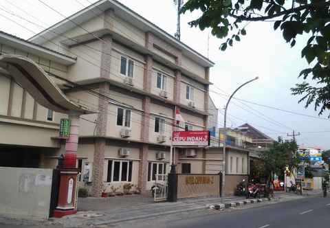 Exterior Hotel Cepu Indah 2