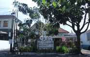 Luar Bangunan 2 De Tropis Family Residence