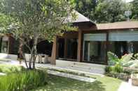Luar Bangunan Villa Tiara Lombok