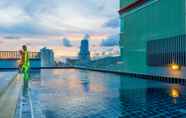 สระว่ายน้ำ 3 Hallo Patong Hotel 